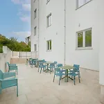 Garni Hotel Larimar